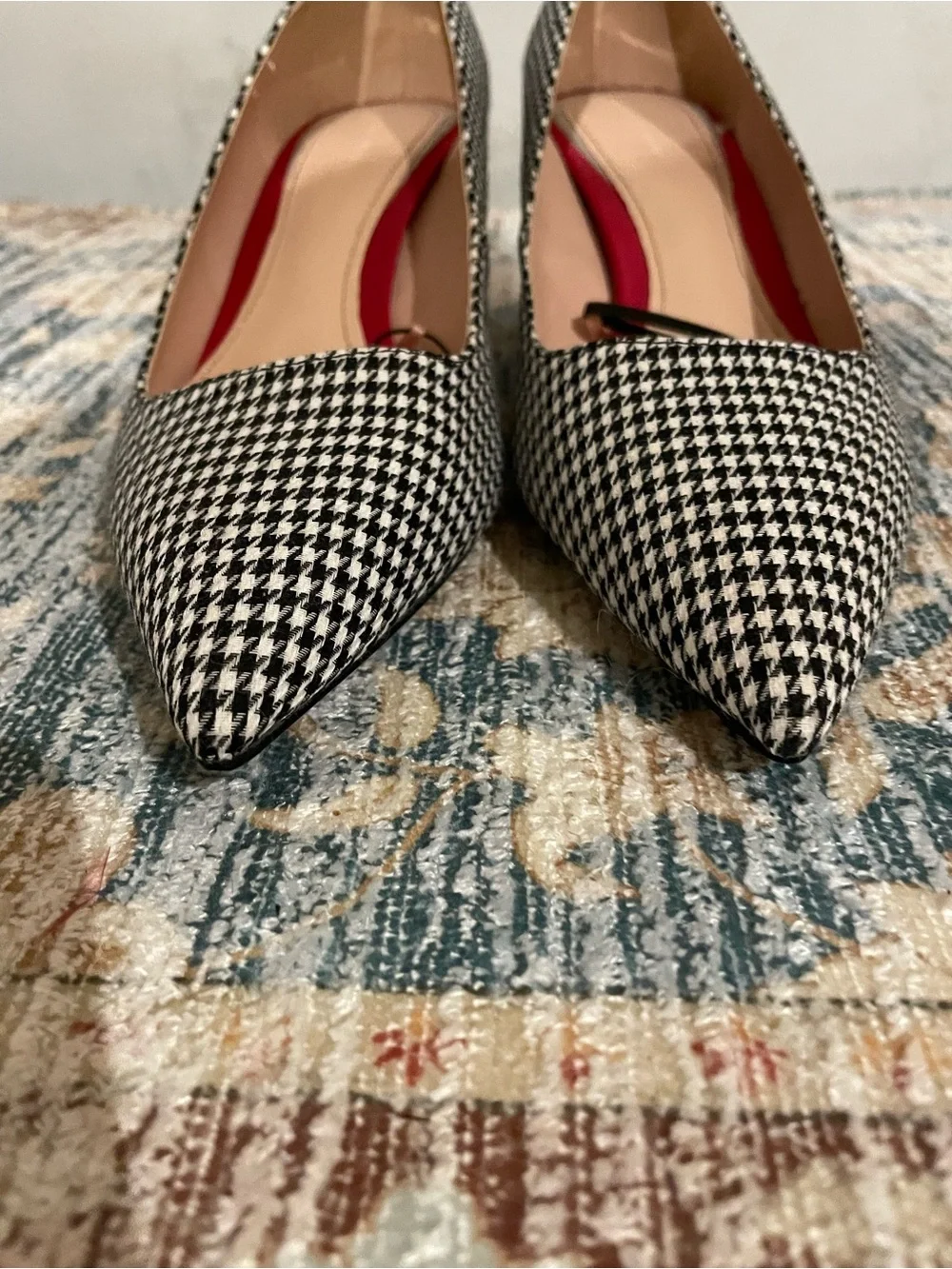NWT Zara Classic Houndstooth Pointed-Toe Pumps - Black & White - Picture 5 of 6